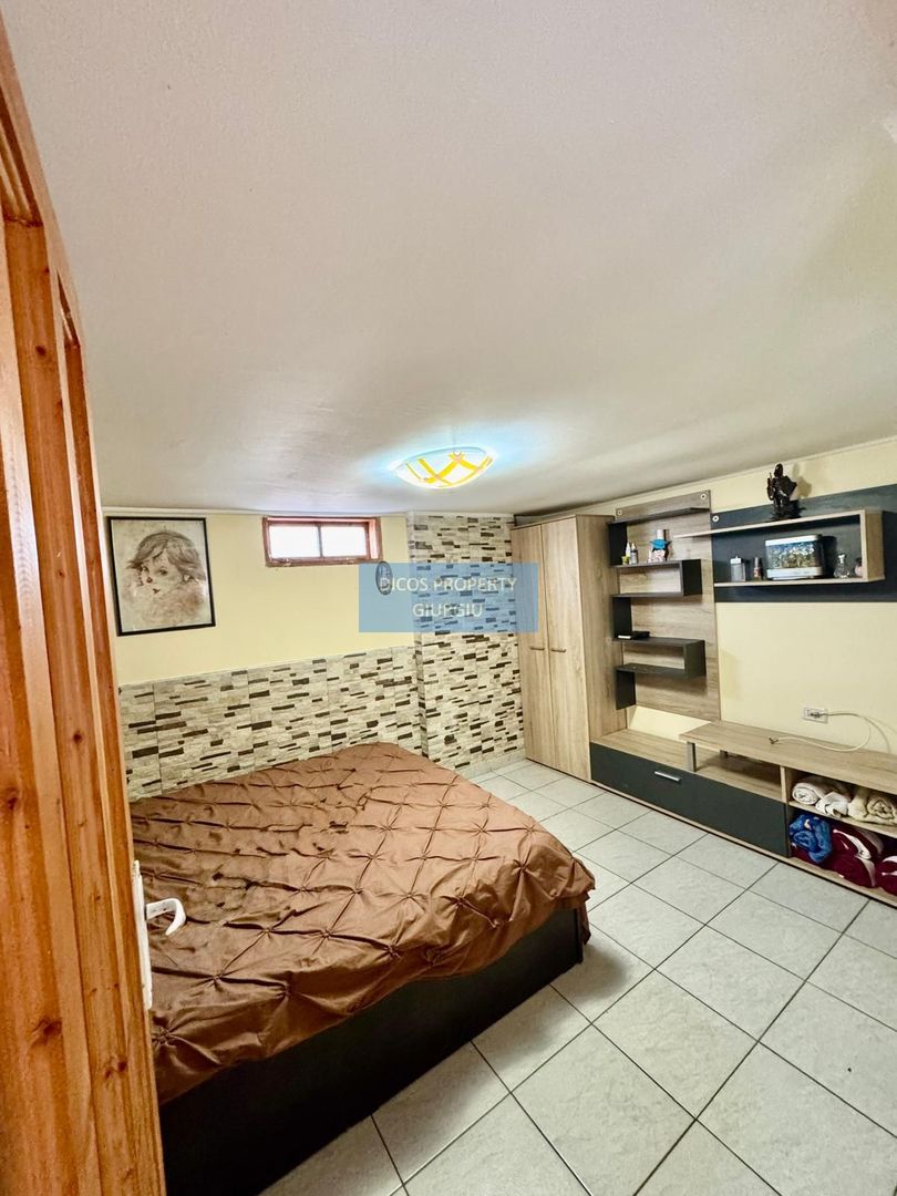 Proprietate de vânzare în Frătești, zona Biserica - Poză 5