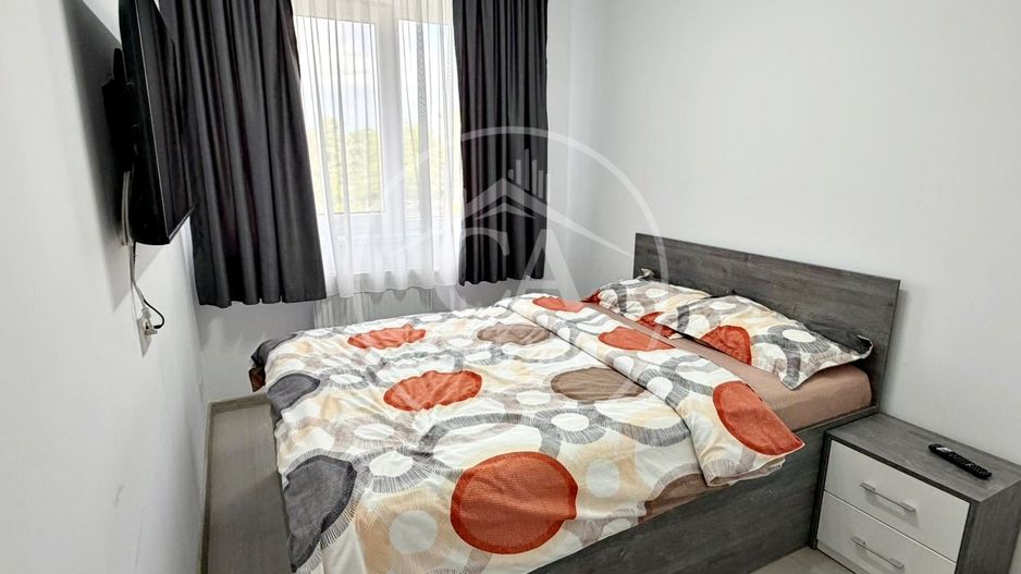 Apartament de închiriat cu 3 camere în Prima Universității, Oradea. - Poză 6