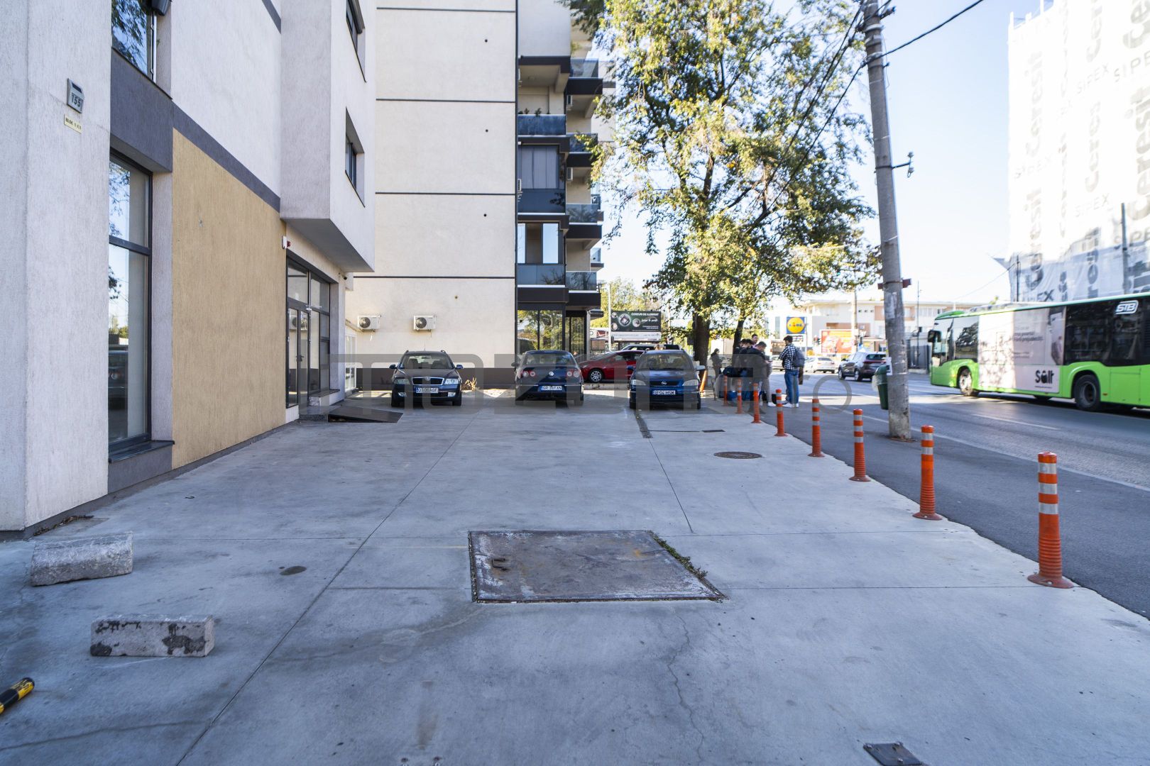 Spatiu Comercial | 70 mp - 140 mp | Locatie Avantajoasa | Uverturii | Militari - Poză 8