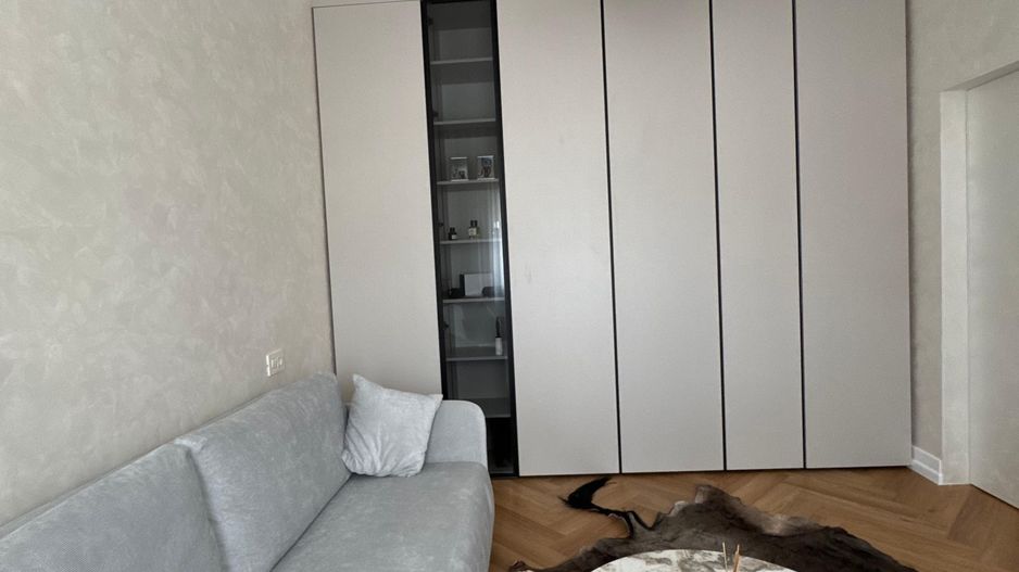 Gradinita la intrare, casa cu pompe caldura 10 kw, curte proprie mare - Poză 9