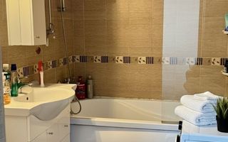 Apartament de Vanzare /  Zona Vivo / Floresti - Poză 4