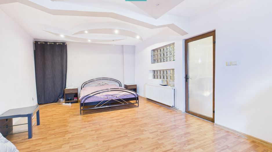 Casă cu spațiu comercial Arad, calea Aurel Vlaicu - Poză 15