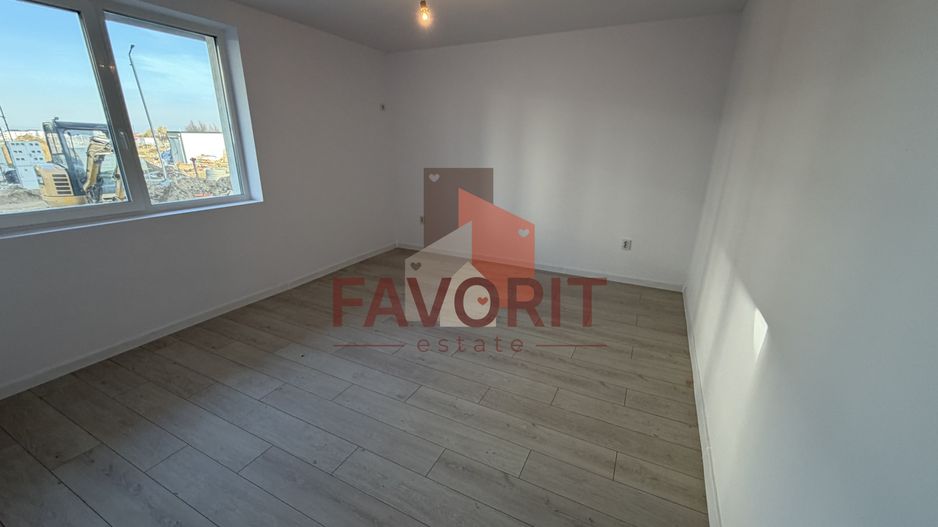 Disponibil imediat. Decomandat. TVA 21% inclus in pret - Poză 6