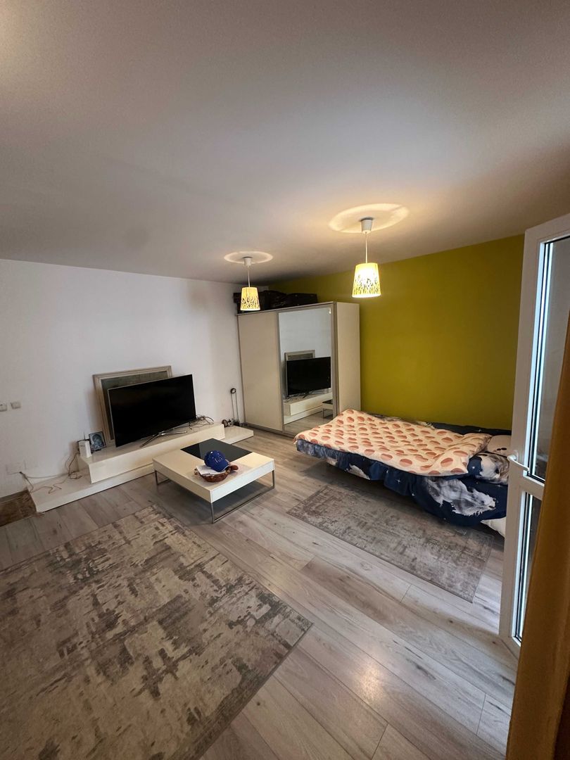Garsoniera spatioasa,mobilata si utilata,pret corect - Poză 5