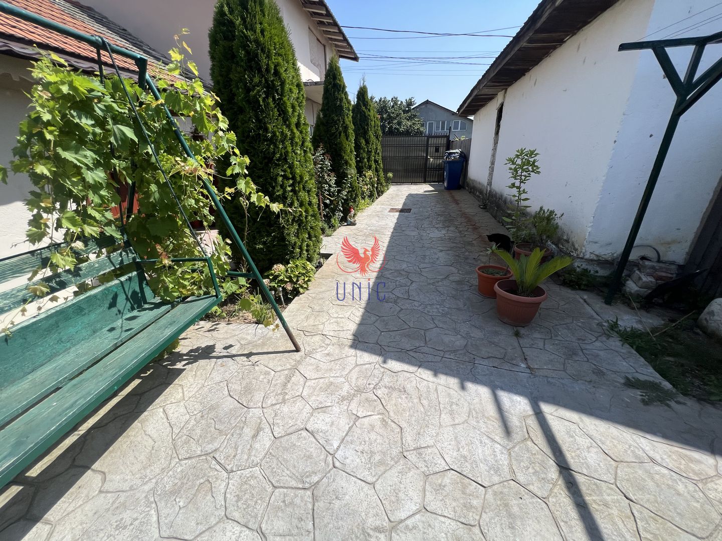 Casa Impartita in 3 Apartamente, Bariera Valcii - Poză 7