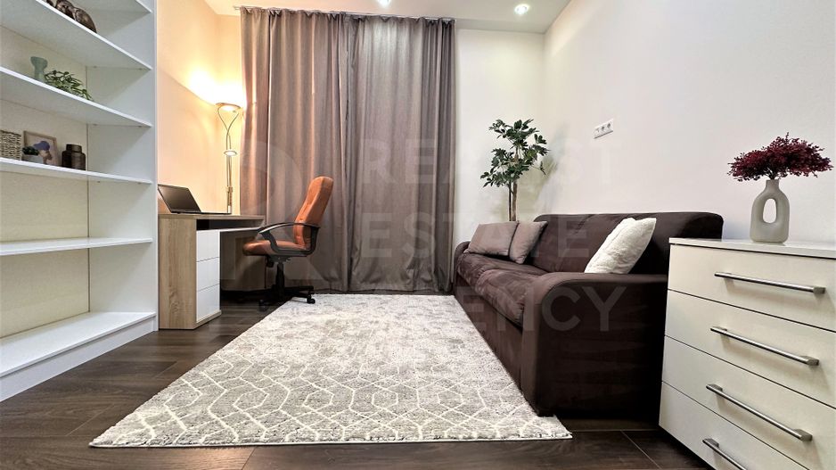 Chirie, casă, 2 nivele, 3 camere, strada Alexandru Bernardazzi, Centru - Poză 5