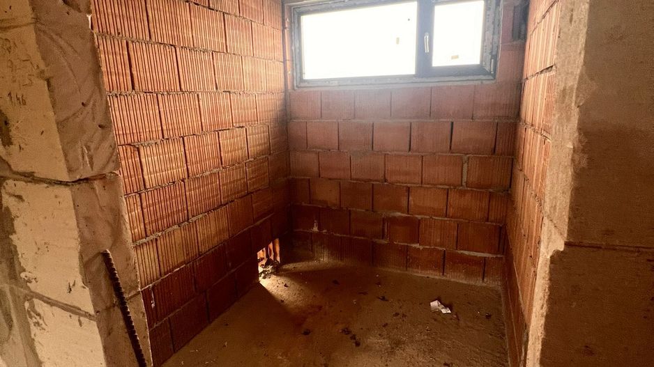 Casa individuala semifinisata in Sanicoara - Poză 19