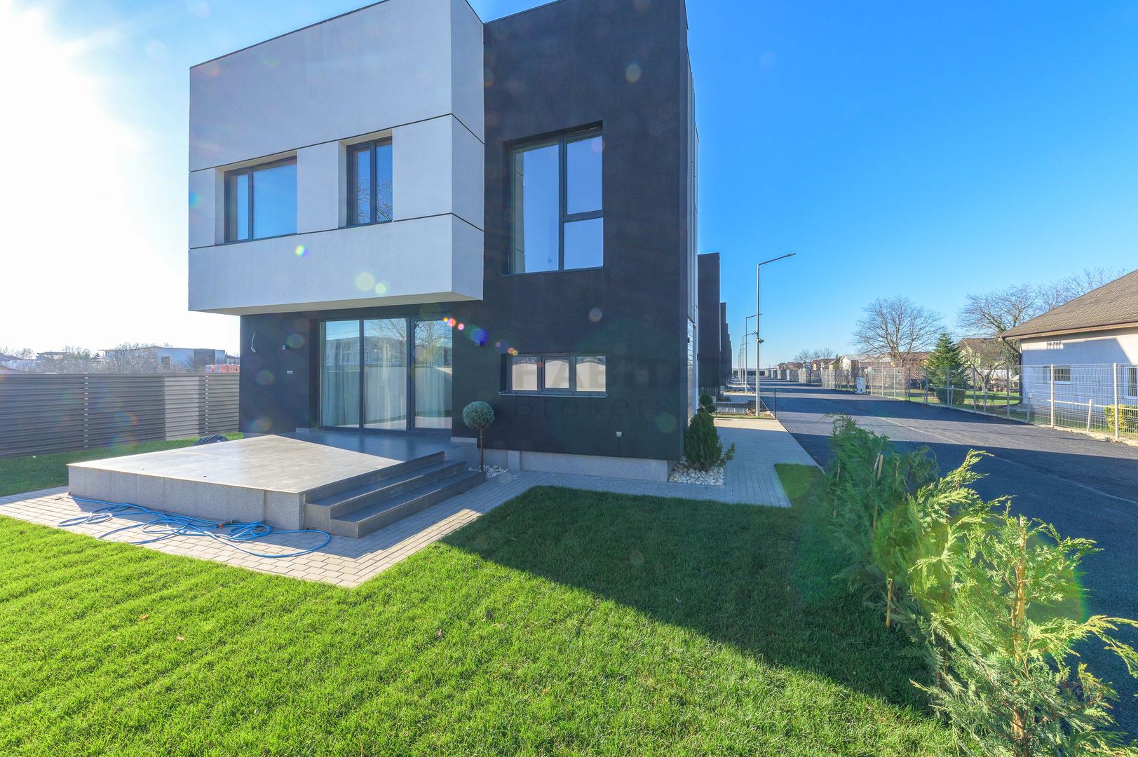 Casa Smart Tunari/ Panouri fotovoltaice/ Ventiloconvector/ Pompa caldura - Poză 23