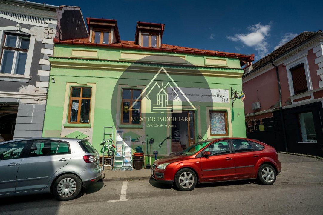 Magazin LA CHEIE pe Str Corso - Poză 2