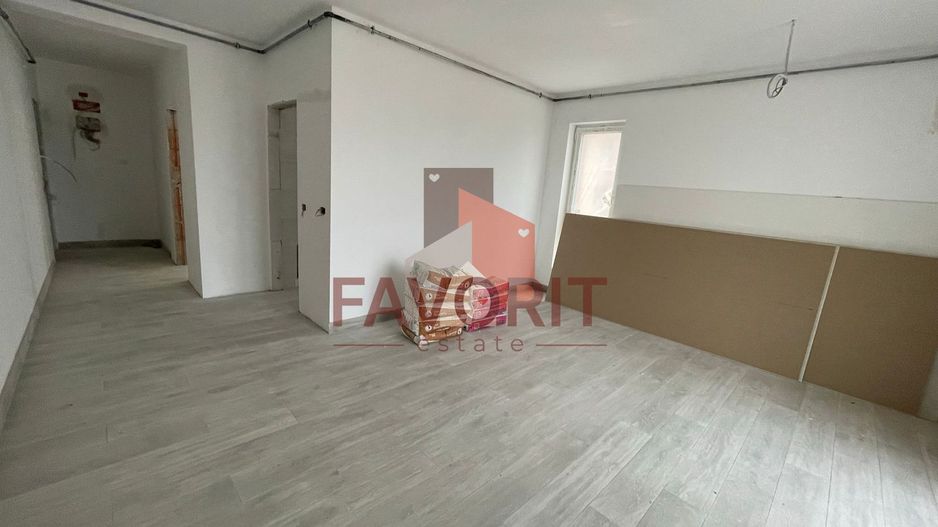 2 camere langa ESO | Decomandat | Bucatarie separata | Etaj 1 - Poză 1