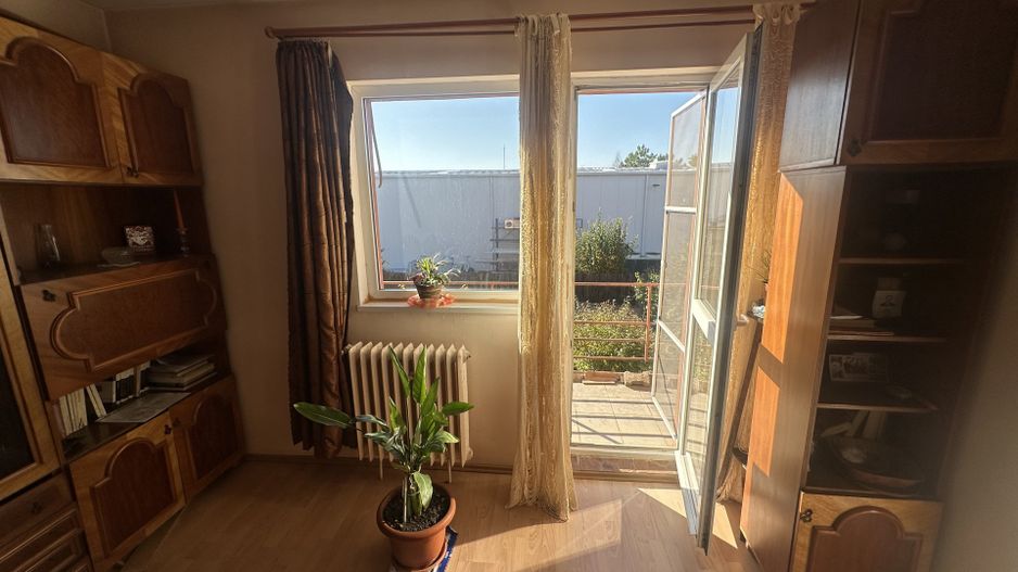 PANTELIMON, APARTAMENT-VILA 1E+M 230 MP, CURTE 516 MP! - Poză 28