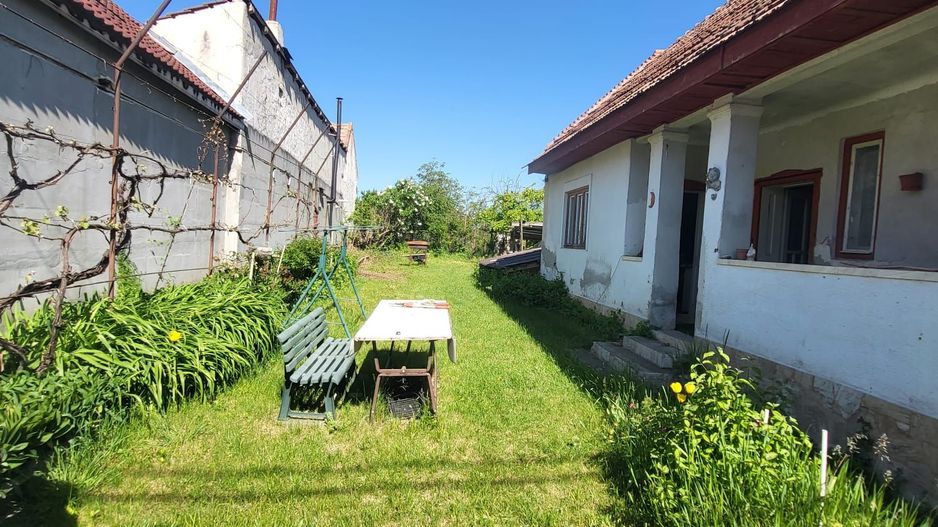 CASA DE VANZARE IN CIUGUD LA 74000 - Poză 2