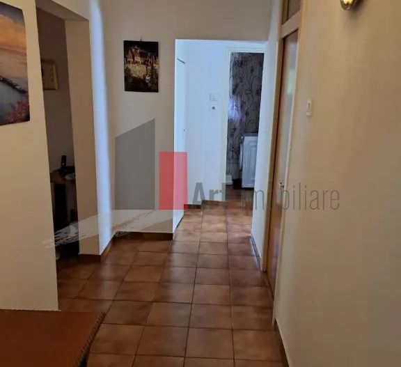 APARTAMENT 4 CAMERE -CHISINAU - Poză 2