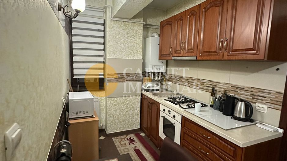 Cug - Selgros - 2 Camere Decomandat - Bloc 2015 - Poză 3