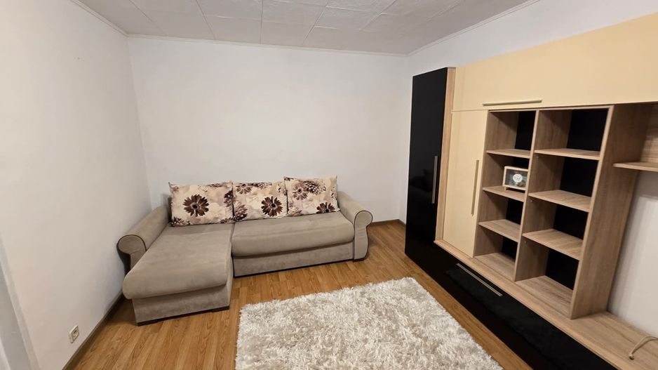 AP. 2 CAMERE MILITARI, CENTRALA, BUCATARIE INCHISA, METROU 5 MINUTE - Poză 1