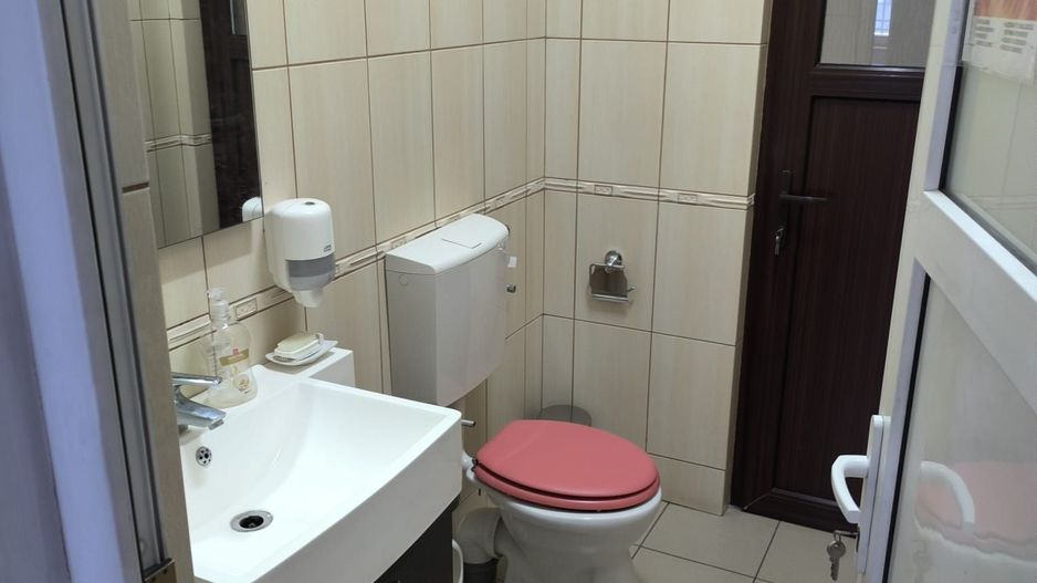 Spațiu Comercial  - VAD EXCELENT la Bulevard. - Poză 5