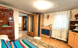 Vanzare casa 6 camere, 3 bai, 3 bucatarii, 2 centrale,  curte individu - Poză 15