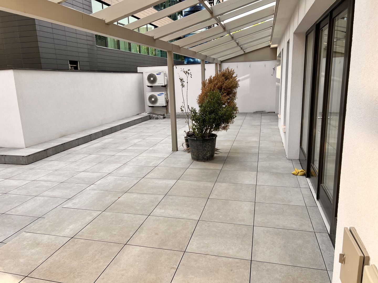 Apartament la parter,lux,spatios+terasa aflat in Aviatiei-Baneasa - Poză 20