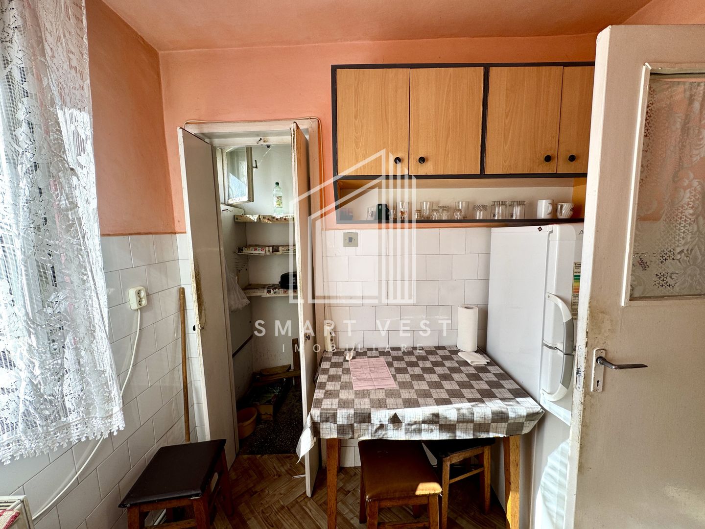 Vand Apartament 2 camere carpati 1 - Poză 8