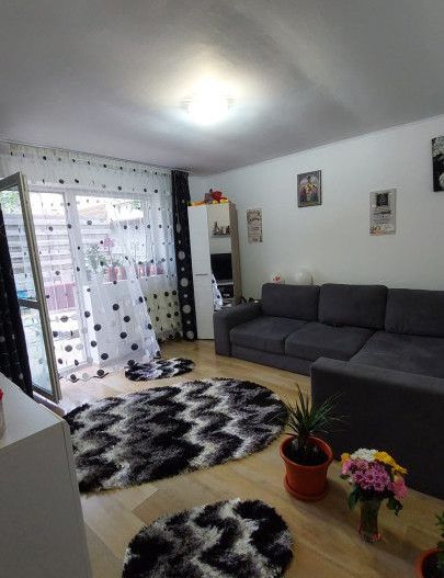 Vanzare apartament 2 camere, bloc nou, mobilat, Stefanesti - Poză 6