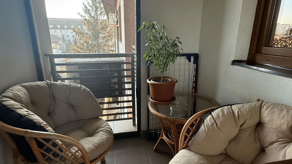 De închiriat – Apartament 2 Camere Brâncoveanu , Cu Centrala - Metrou - Poză 1