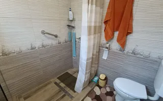Casă de vânzare în satul Roșia cu vedere panoramică spre Munții Făgăras - Poză 26