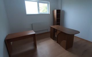 Hala 280 mp + apartament cu 4 camere la etaj /150 mp/ Zona Industriala - Poză 2