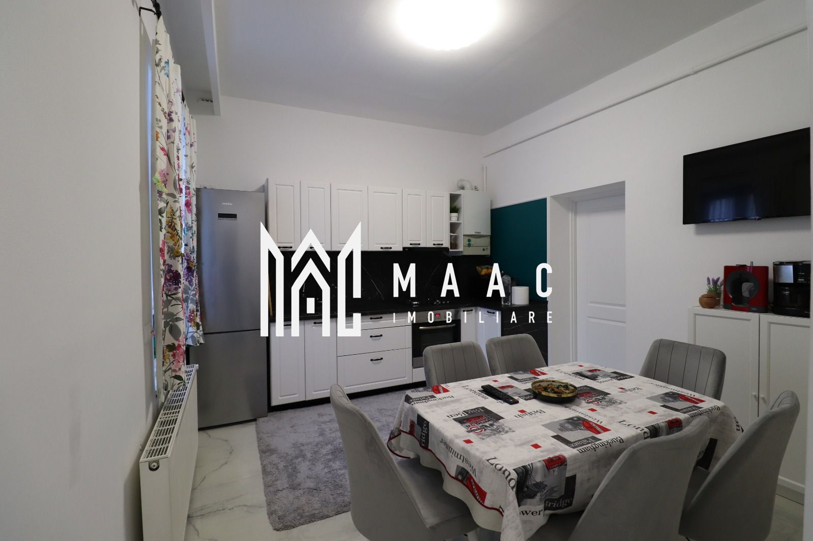 Apartament 3 camere | Zona Centrala | Curte - Poză 4