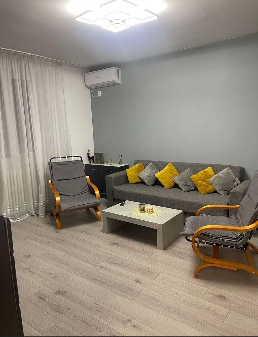 AP. 3 CAMERE STEFAN C. M, CENTRALA PROPRIE, LOC PARCARE, METROU 5 MIN - Poză 1