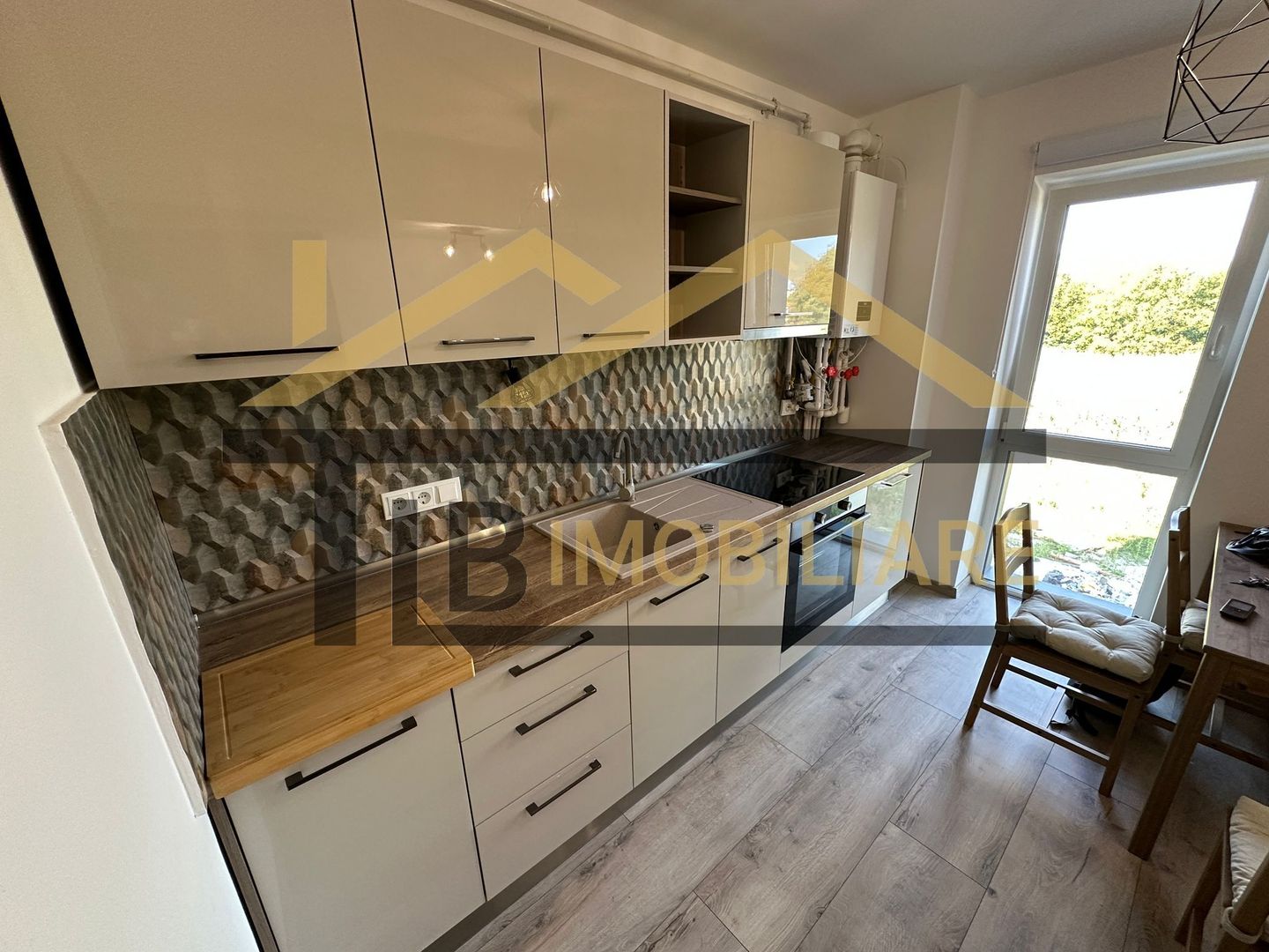 Apartament de 2 camere, 64mp, Zona AMA Residence - Poză 6