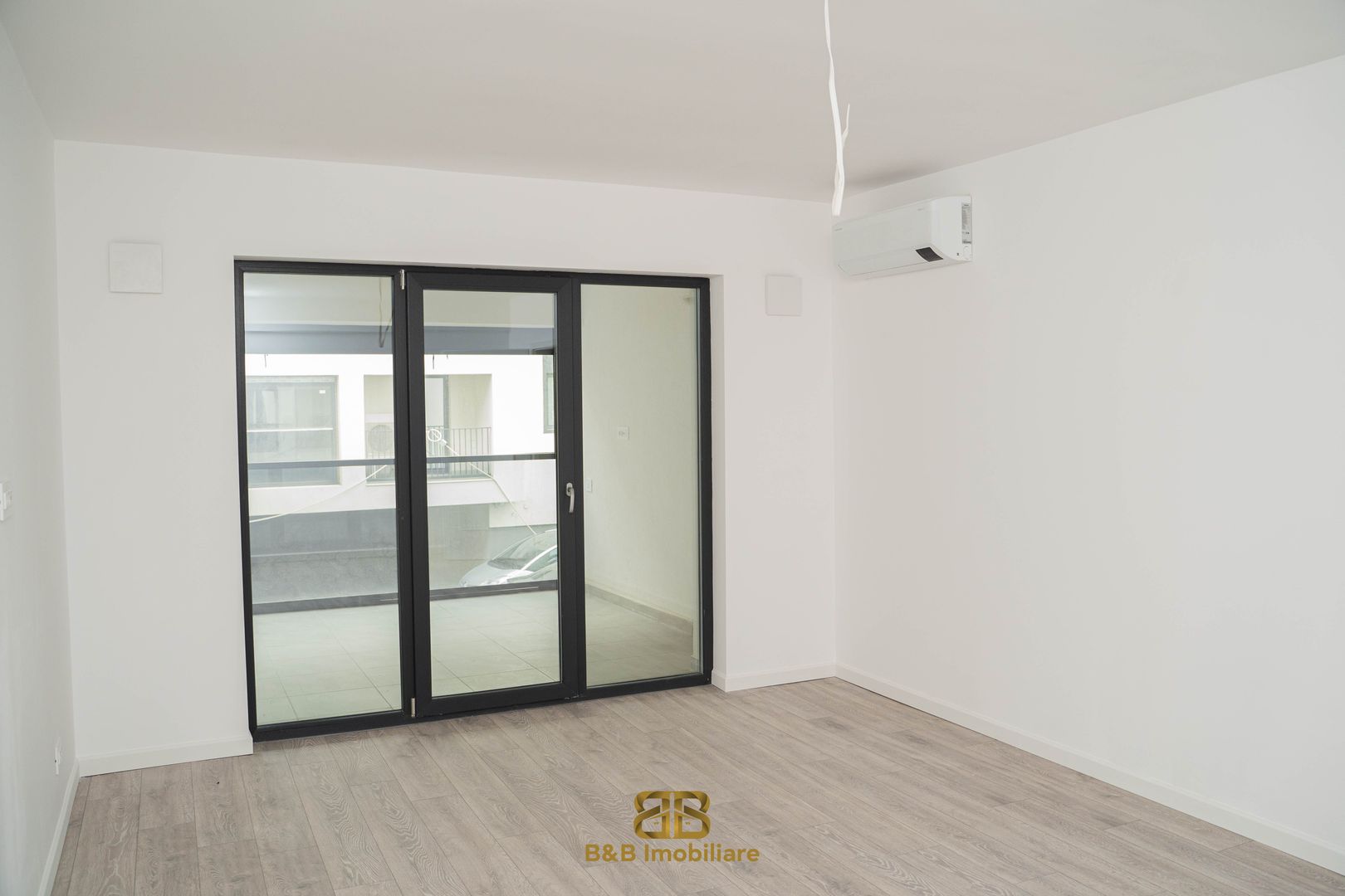 3 camere Titan Pallady Proiect Lux  pompa caldura panouri solare NZEB - Poză 9