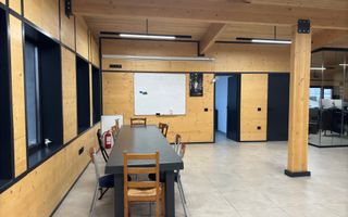 Showroom cu cladire de birouri | stradal | Roman/Neamt - de vanzare - Poză 7