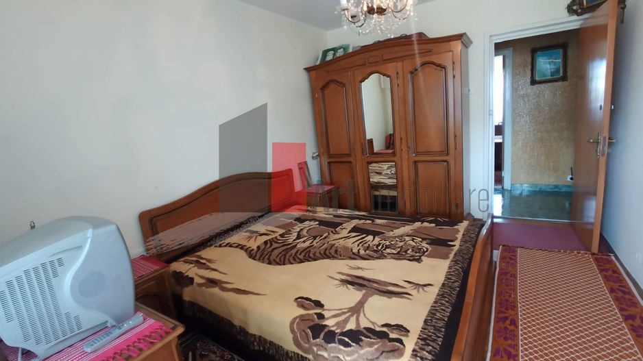 Vânzare apartament 3 camere semidecomandat Bd. Obregia - Cultural - Poză 12