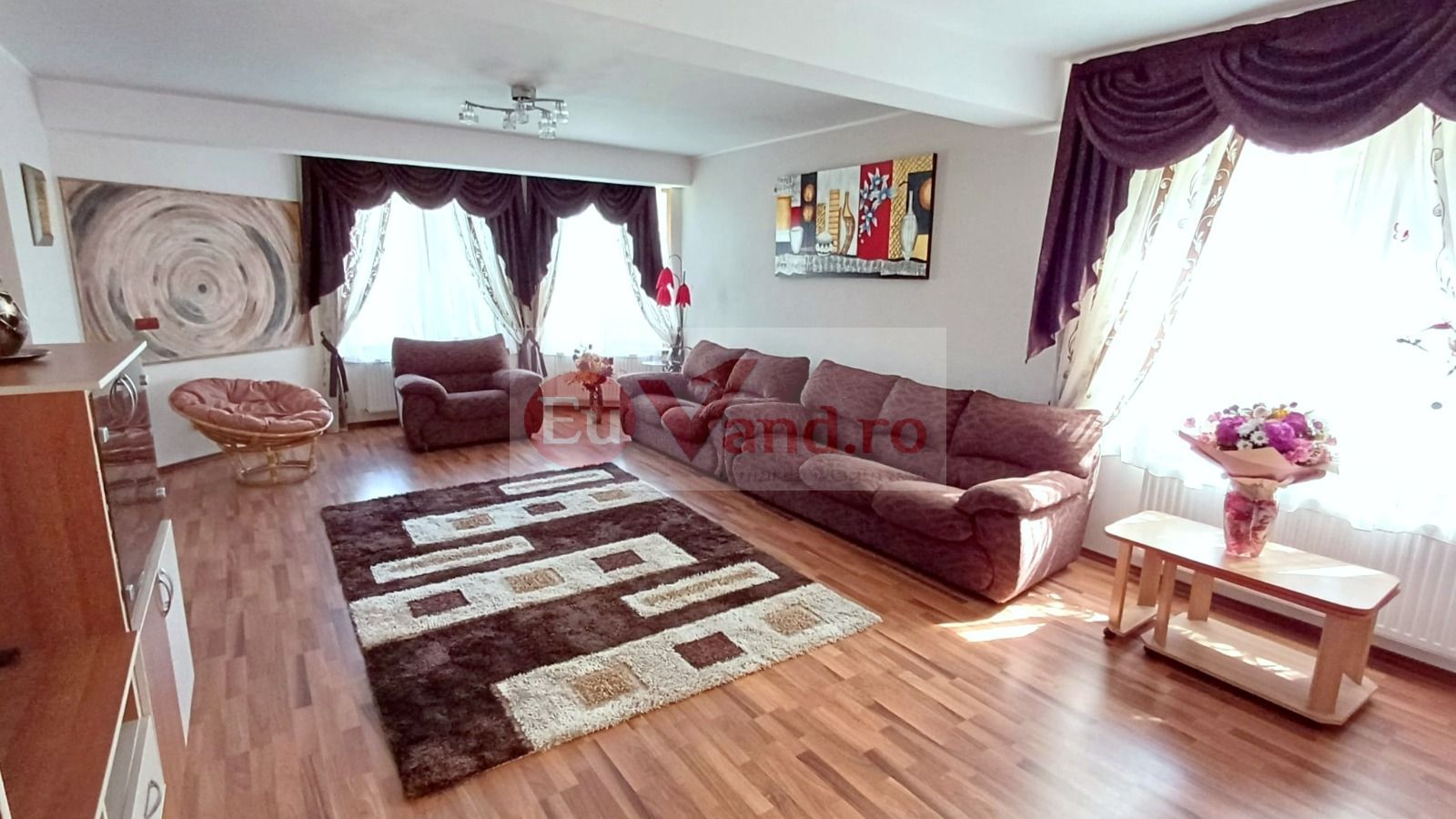 Vila P+1+M, 6 camere, Micro 16, 303 mp utili, teren 406 mp – 272.000 Euro - Poză 1