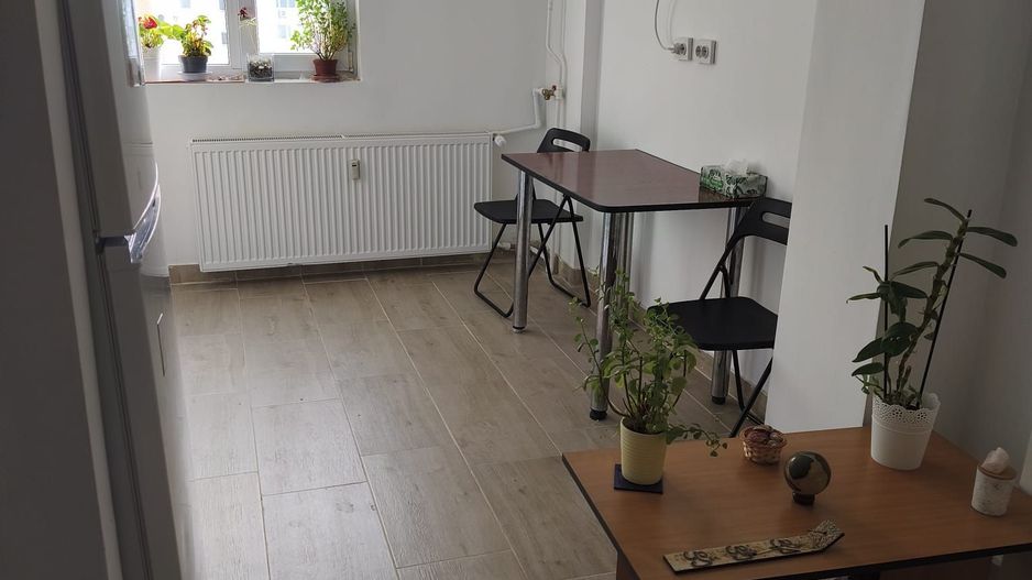 APARTAMENT LUMINOS METROU PIATA MUNCII - Poză 5