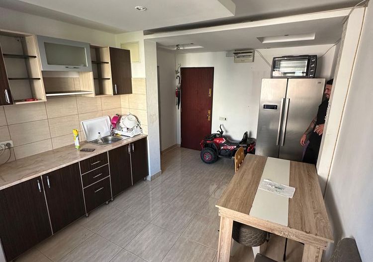 Vanzare apartament 3camere - Poză 2