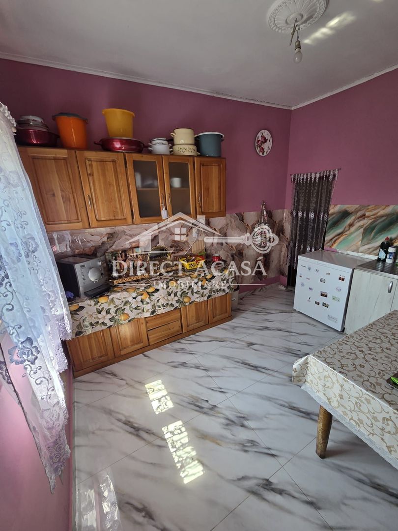 Casă cu teren de 719 mp, toate utilitățile – zona Miercurea Nirajului - Poză 6