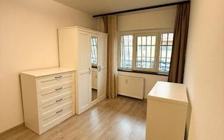 Apartament 3 camere | 64 mp | Zonă liniștită, excelent conectată - Poză 3