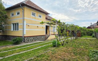 Casa 4 camere, 2 garaje, 652 mp teren, zona exclusivista, Cetate - Poză 1