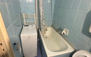 🏠 Ocazie! Apartament 2 camere cu balcon închis - Poză 8
