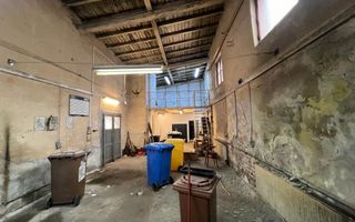 Spatiu cu potential – 174 mp, inaltime mare zona centrala, Zidului - Poză 4