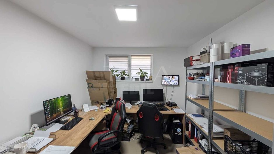 Apartament 2 Camere, cu Loc de Parcare – Zona Teilor. - Poză 1