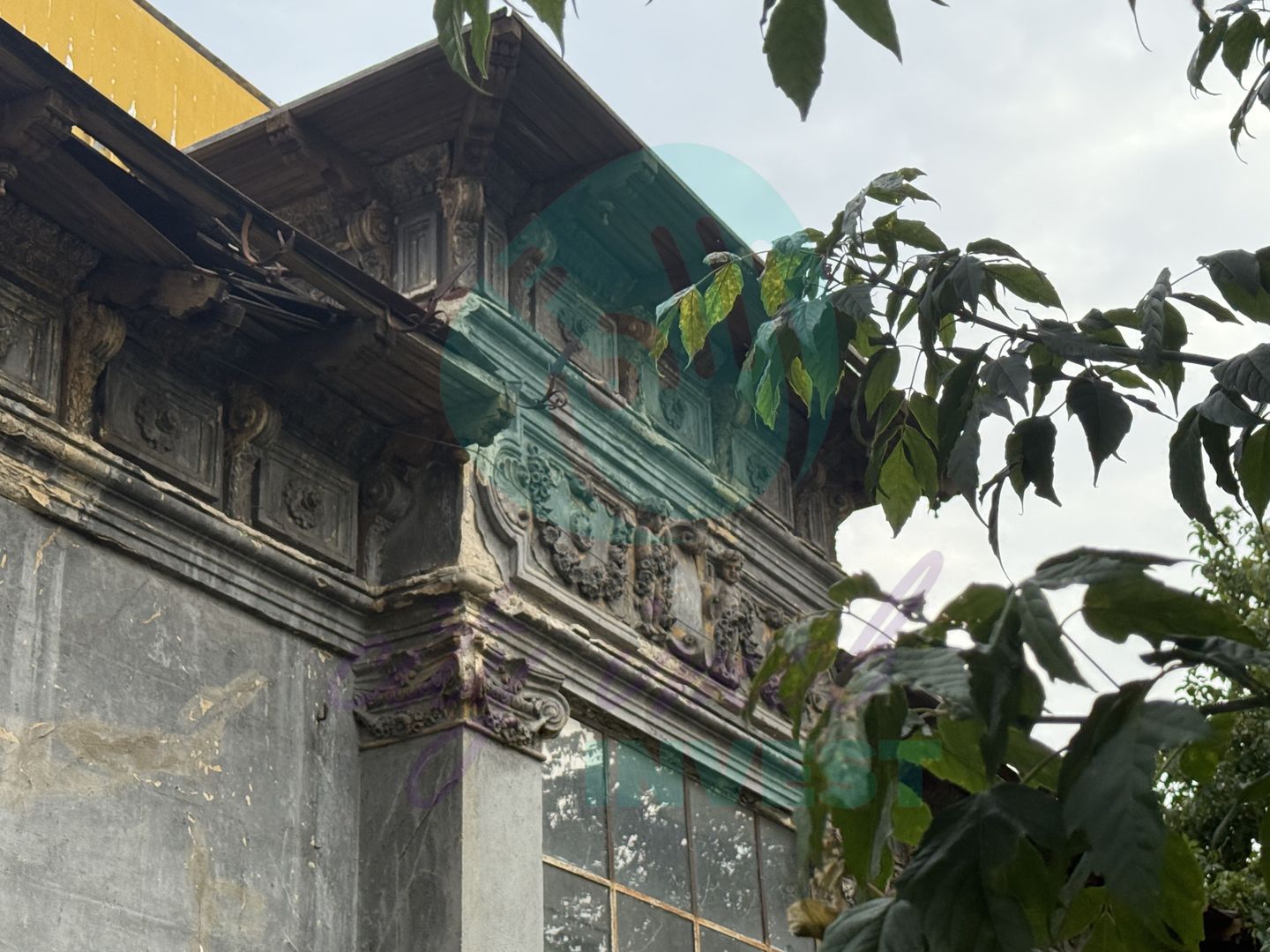 Casa cu teren total 248 mp pe Matei Voievod - Poză 3