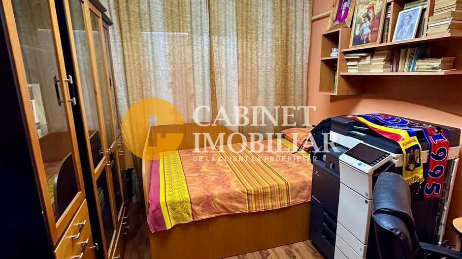 Nicolina- 3 Camere Decomandat - Etaj 3 -Bloc 1986 - Poză 3