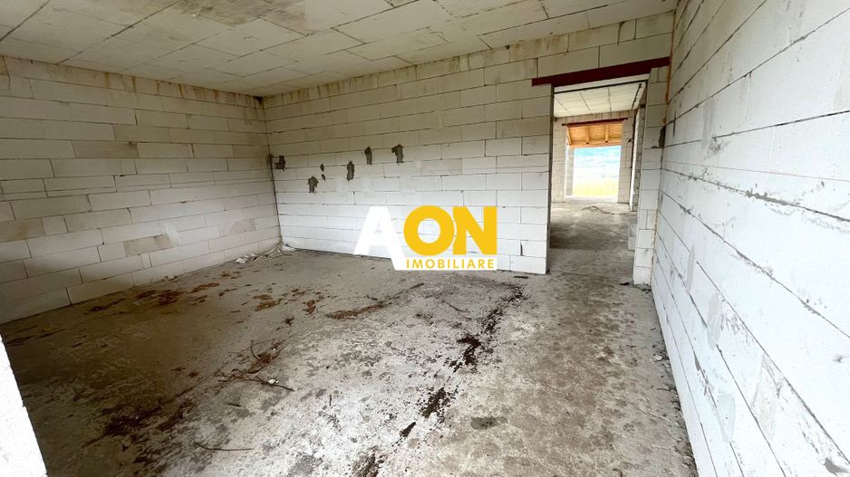 Casa de vanzare, 130 mp utili, 1000mp teren, panorama - Poză 11