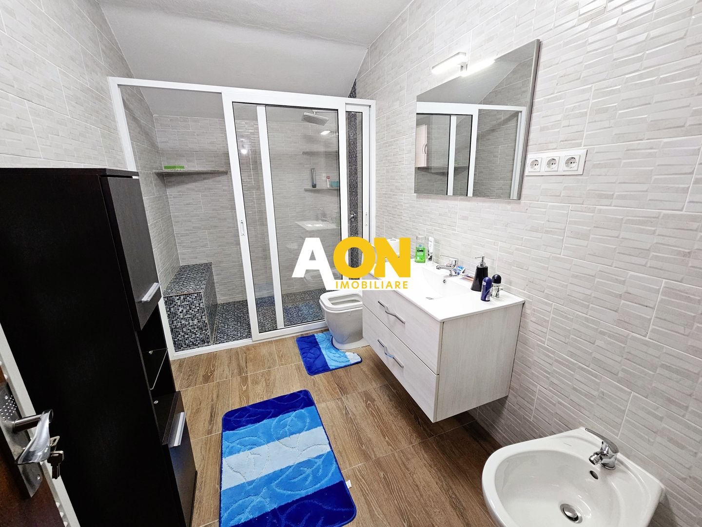 Casa individuala, mobilata utilata, zona Orizont - Poză 15