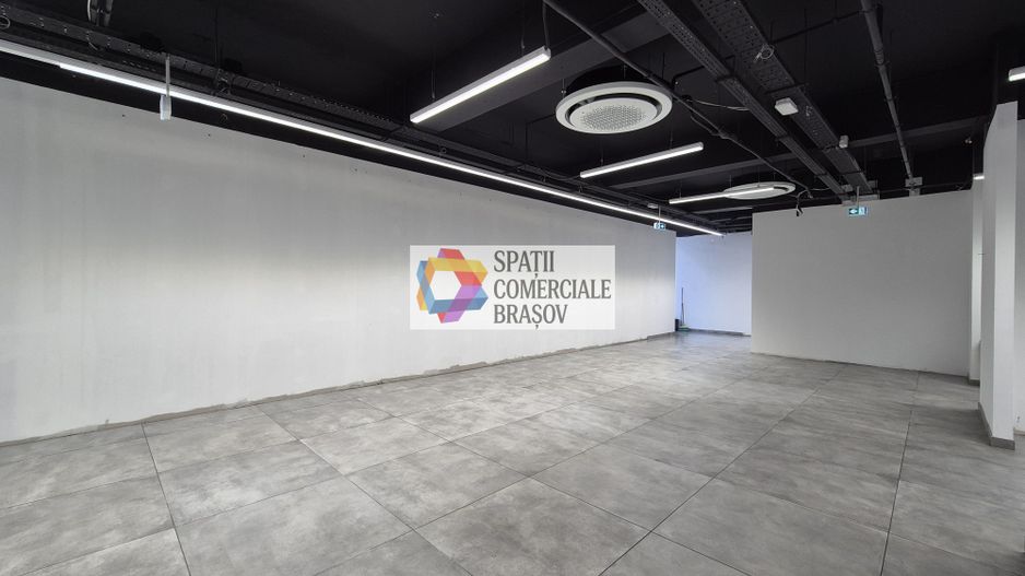 Spatiu comercial de inchiriat Brasov cu vad - 202 mp - Poză 4