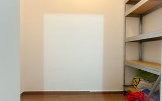 Garsonieră decomandată în Avantgarden Bartolomeu cu vedere spre Tâmpa - Poză 7