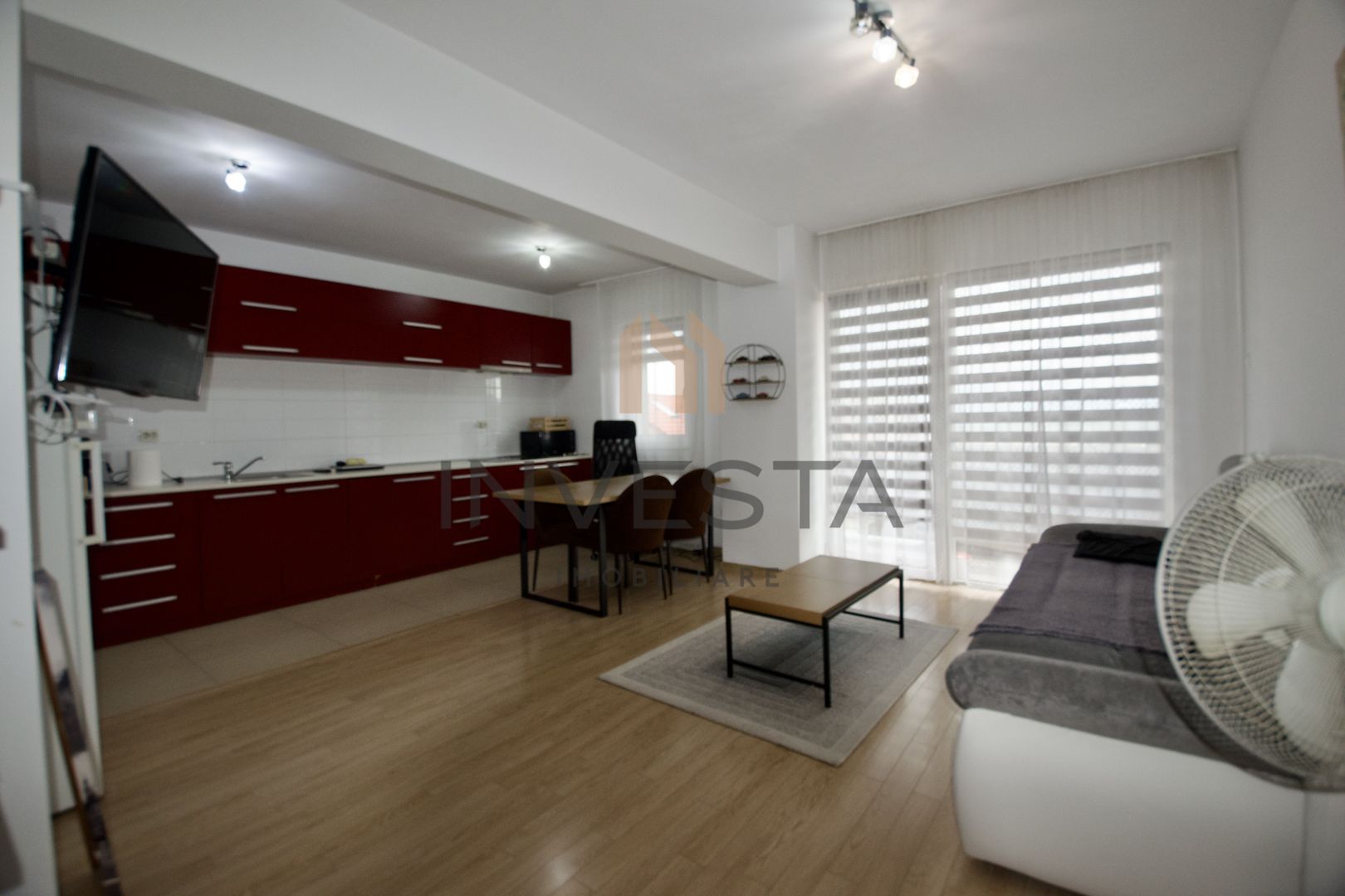 APARTAMENT DE VANZARE 2 CAMERE BUNA ZIUA - Poză 6