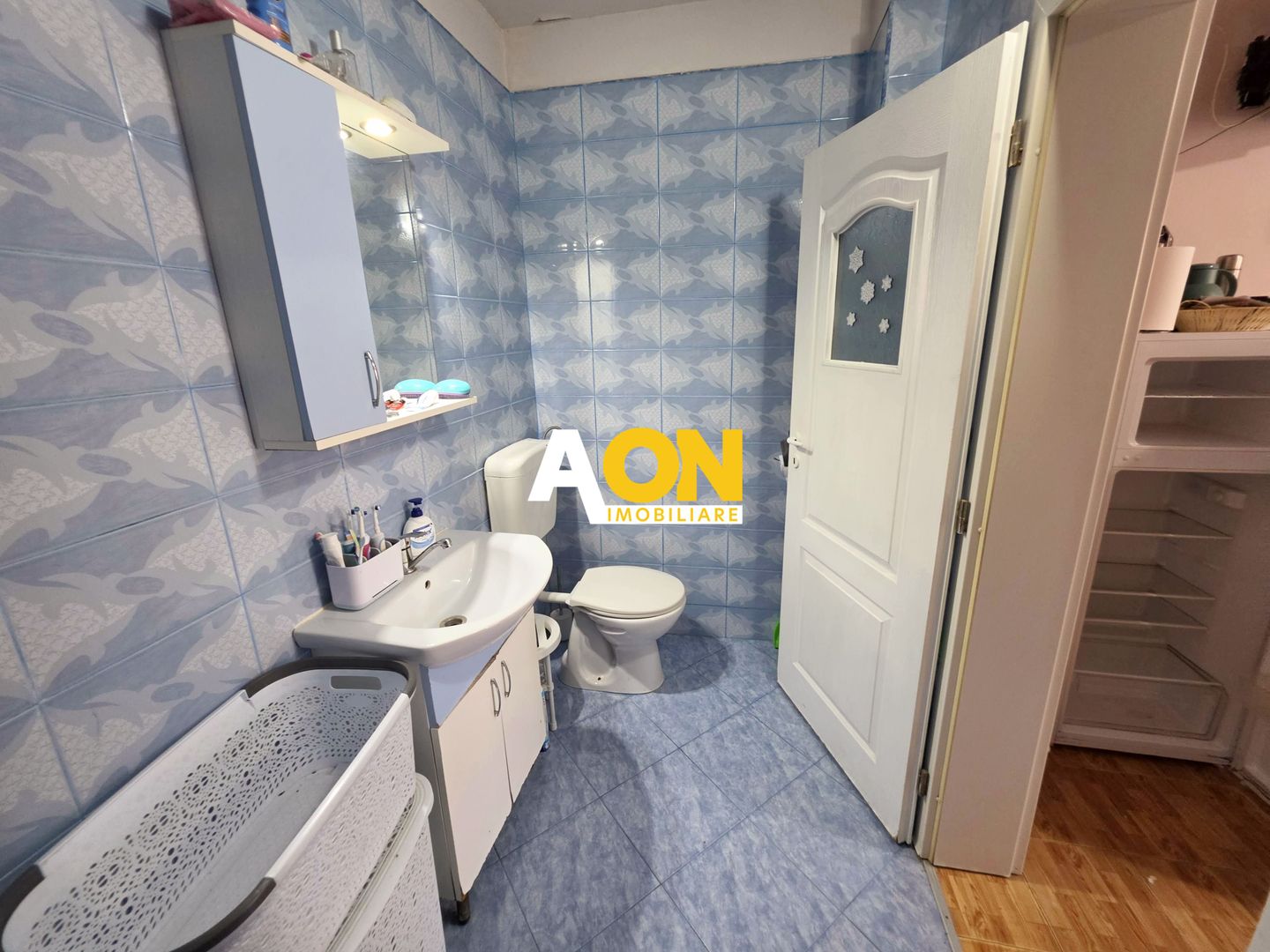 Casa cu 2 camere + anexe, toate utilitatile, 295 mp teren, zona Centru - Poză 7